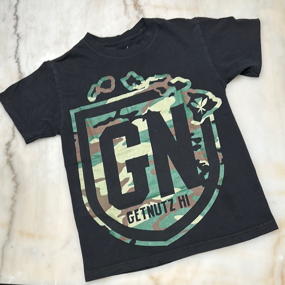 GetNutz • Black and Green Camo Graphic Tee Short Sleeve - S